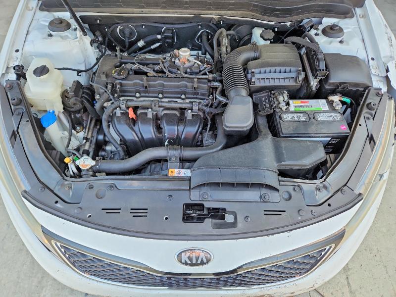 Снимка 11 от търг – 2014 KIA OPTIMA с VIN 5XXGM4A79EG325953