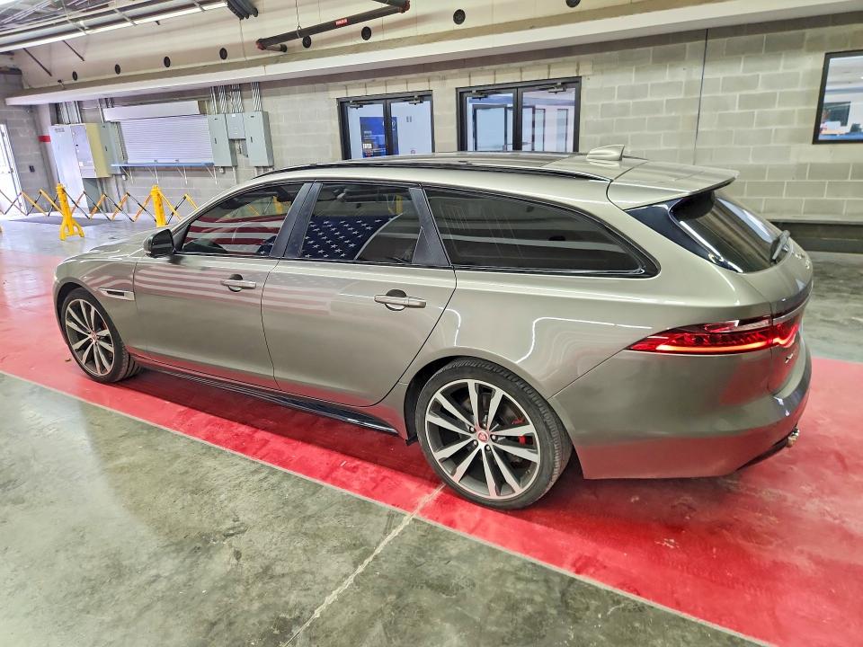 Photo 2 from auction – 2018 JAGUAR XF with VIN SAJBM2FV5JCY63888