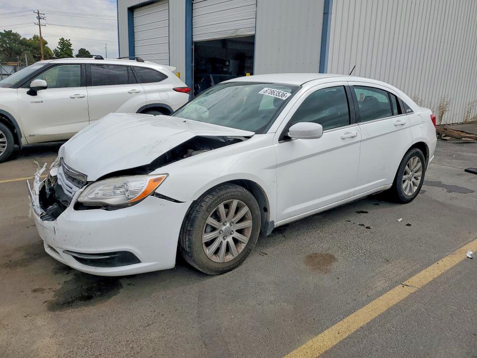 2014 CHRYSLER 200 - Търг №67863536
