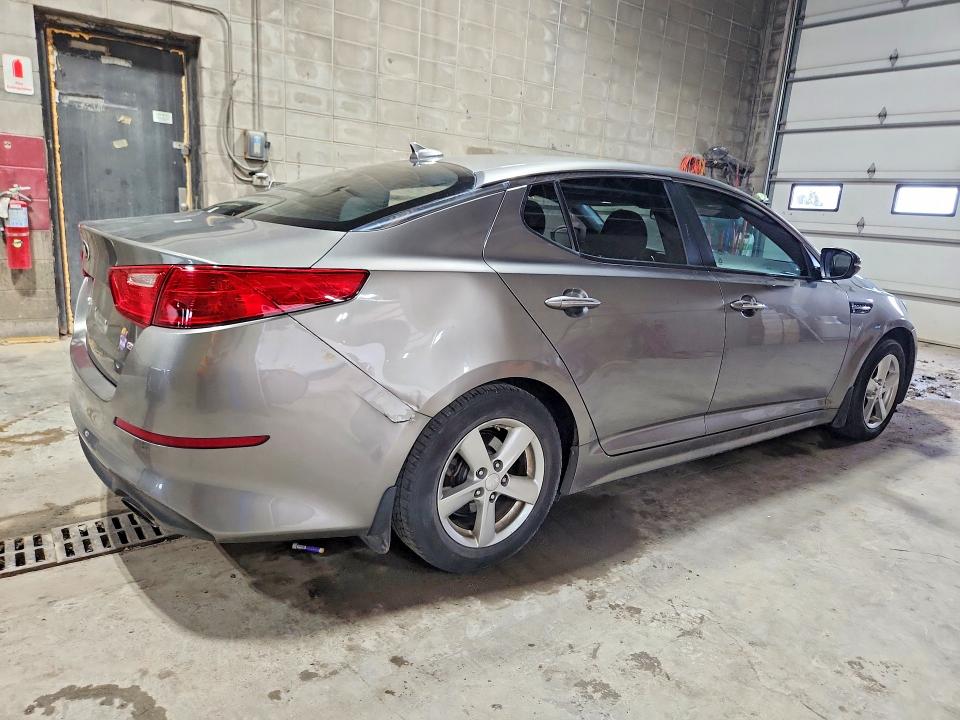 Снимка 3 от търг – 2015 KIA OPTIMA с VIN 5XXGM4A77FG519379