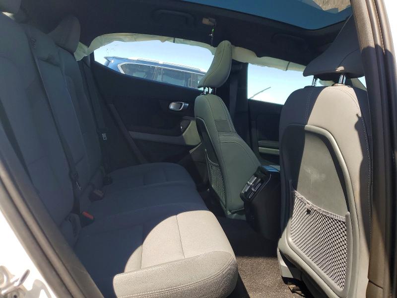 Photo 10 from auction – 2023 POLESTAR 2 with VIN YSMEG3KA0PL146744