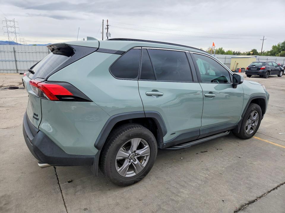 Foto 3 de la subasta – 2022 TOYOTA RAV4 con VIN 4T3RWRFV8NU073374