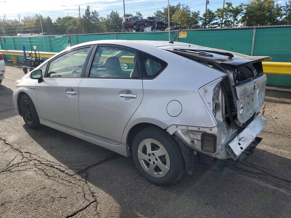 Photo 2 from auction – 2015 TOYOTA PRIUS with VIN JTDKN3DU2F0420649