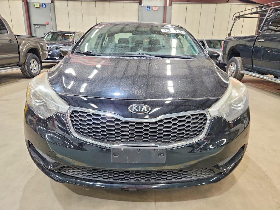 Photo 5 from auction – 2016 KIA FORTE with VIN KNAFK4A69G5597416