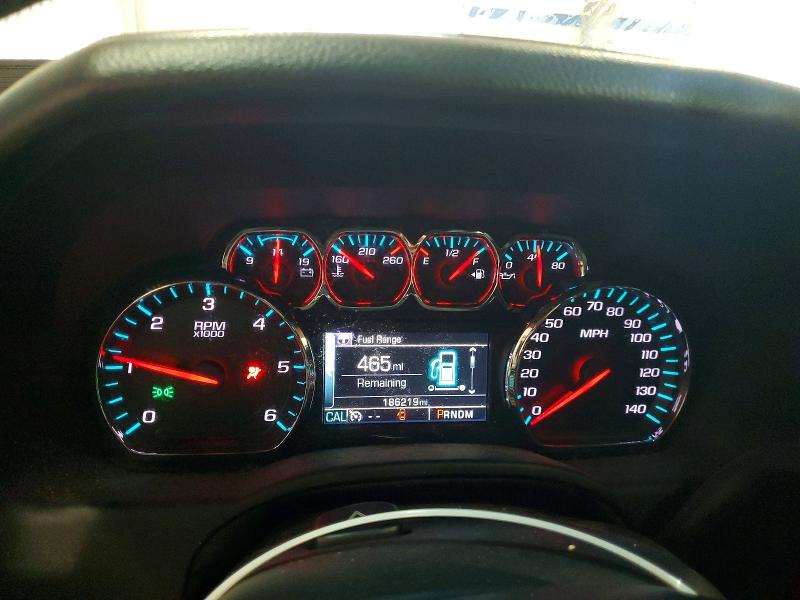 Photo 9 from auction – 2015 CHEVROLET SUBURBAN with VIN 1GNSKJKC5FR661857