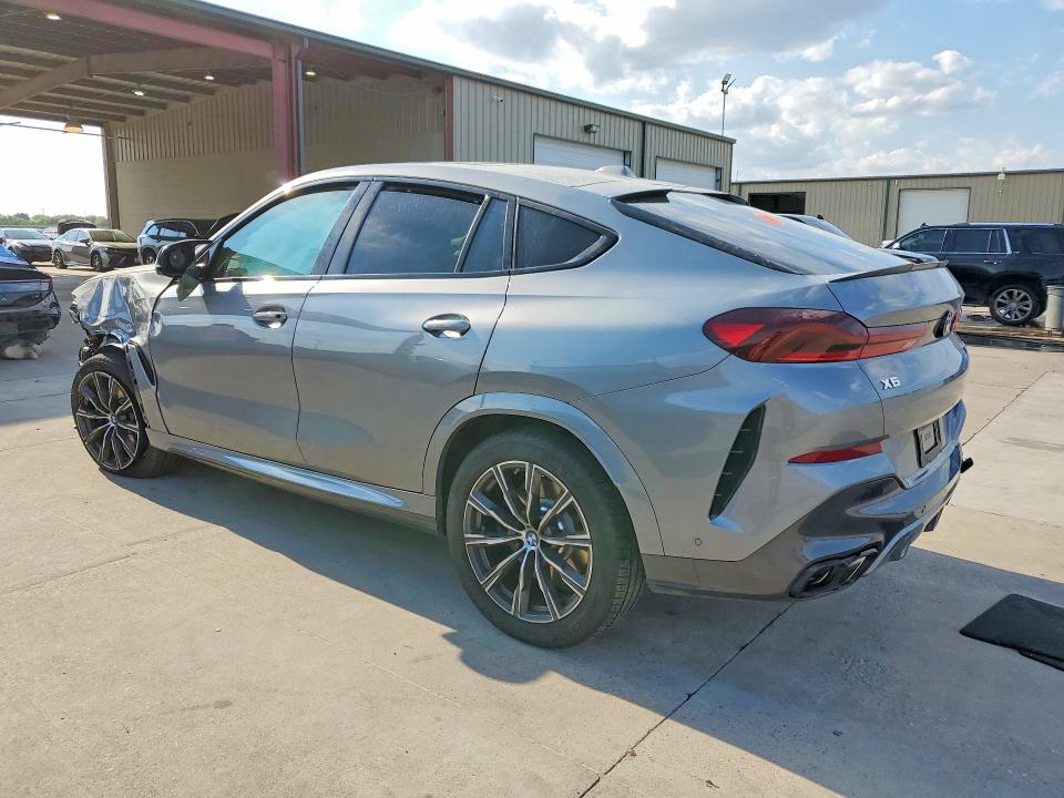 Photo 2 from auction – 2027 BMW X6 with VIN 5UX43EX00V9536783