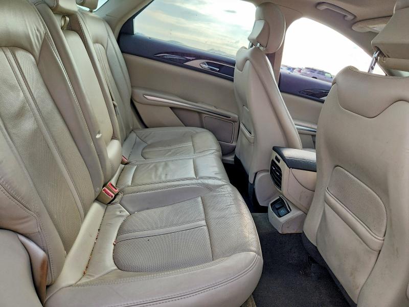 Снимка 10 от търг – 2016 LINCOLN MKZ с VIN 3LN6L2LUXGR618122