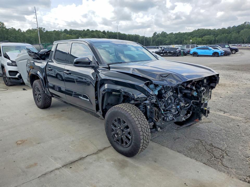 Photo 4 from auction – 2026 TOYOTA TACOMA with VIN 3TMLB5JN5TM281776