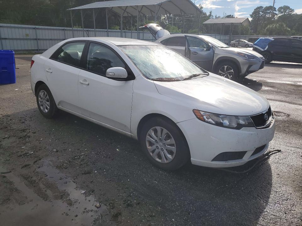 Zdjęcie 4 z aukcji – 2010 KIA FORTE z VIN KNAFU4A20A5824085
