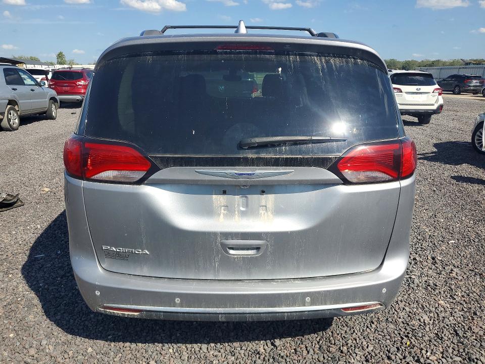Снимка 6 от търг – 2020 CHRYSLER PACIFICA с VIN 2C4RC1BG3LR280263