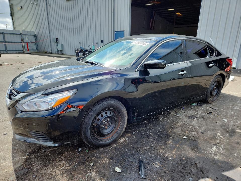 Снимка 1 от търг – 2016 NISSAN ALTIMA с VIN 1N4AL3AP3GN361718