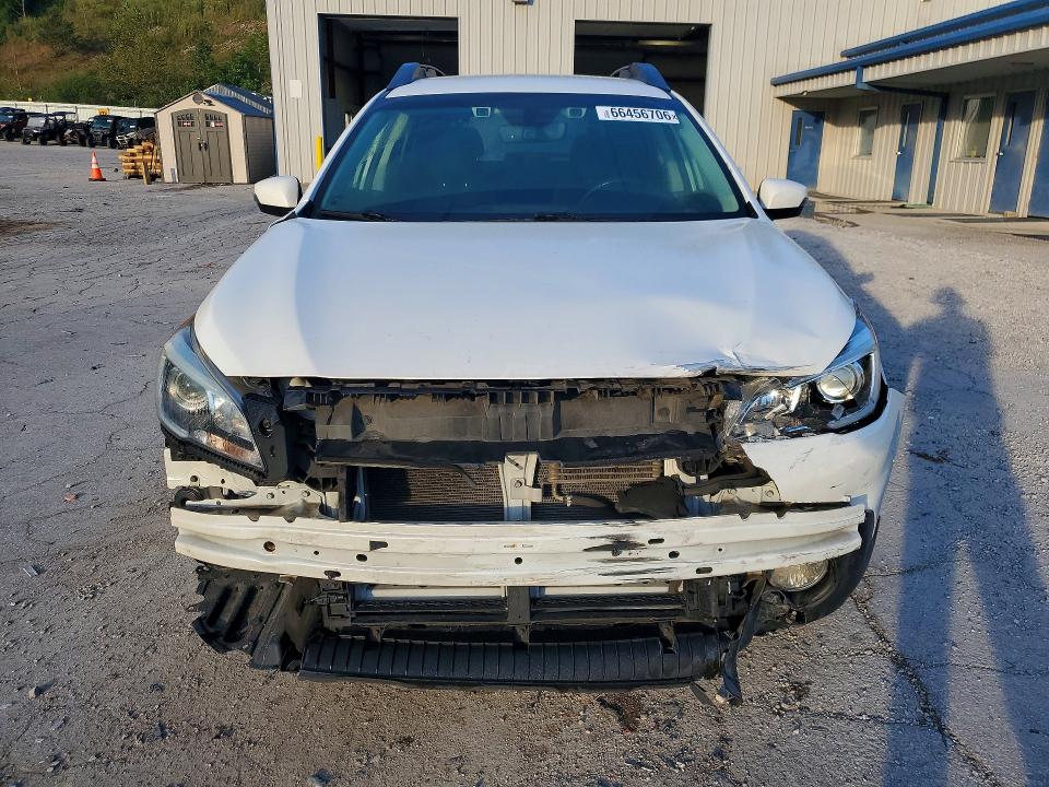Photo 5 from auction – 2017 SUBARU OUTBACK with VIN 4S4BSAFC1H3374522