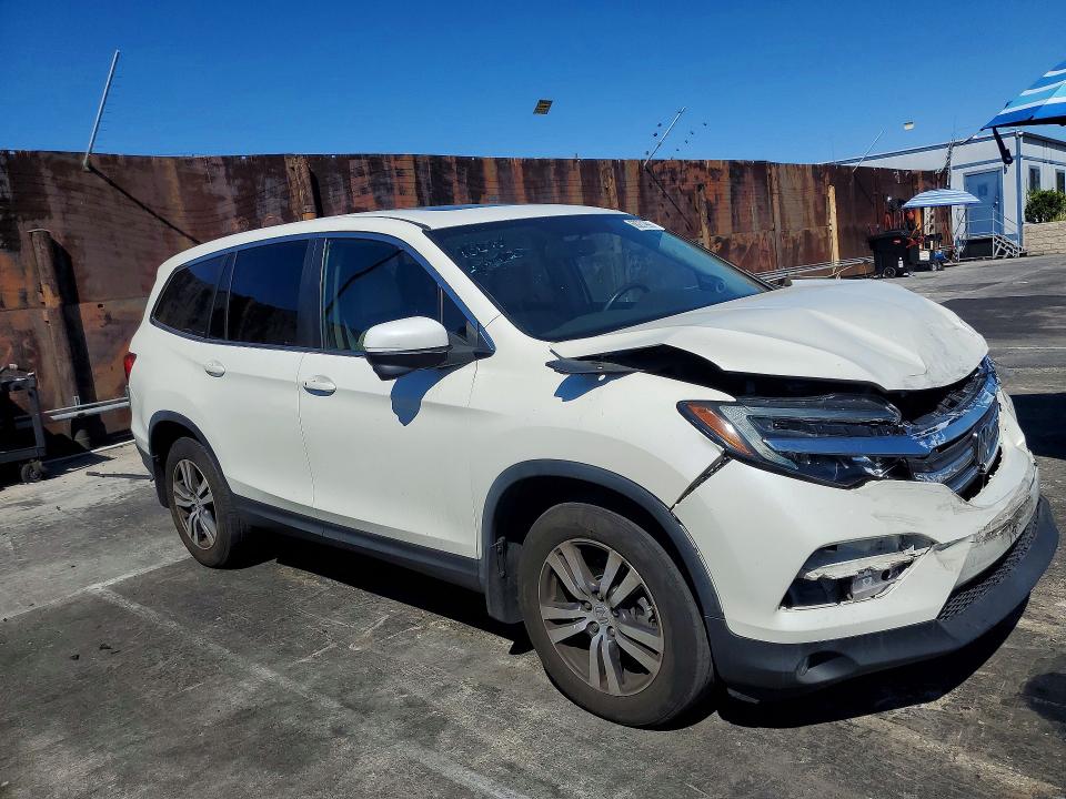 Photo 4 from auction – 2016 HONDA PILOT with VIN 5FNYF5H51GB041988