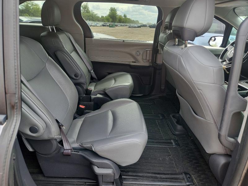 Zdjęcie 11 z aukcji – 2021 TOYOTA SIENNA z VIN 5TDYSKFC9MS040283