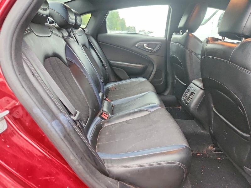 Photo 10 from auction – 2015 CHRYSLER 200 with VIN 1C3CCCBG4FN528186