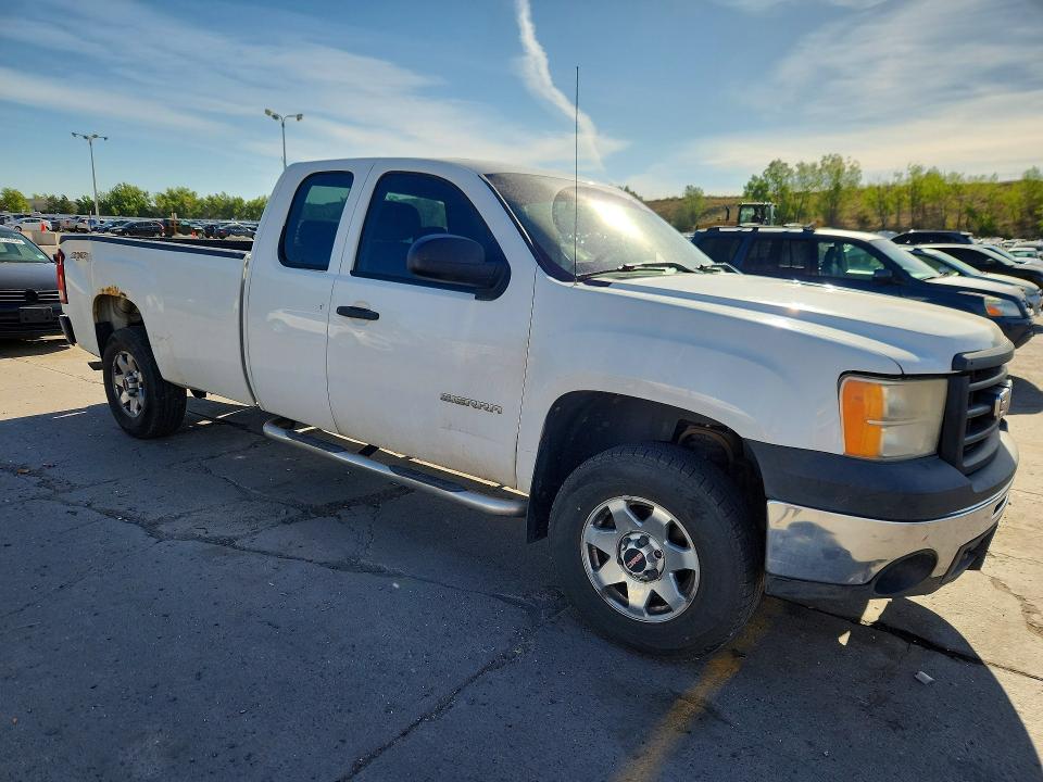 صورة رقم 4 من المزاد - 2011 GMC SIERRA مع VIN 1GTR2TE01BZ435085