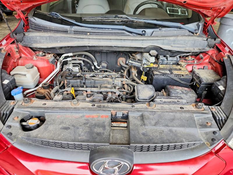 Photo 12 from auction – 2010 HYUNDAI TUCSON with VIN KM8JT3AC5AU080276