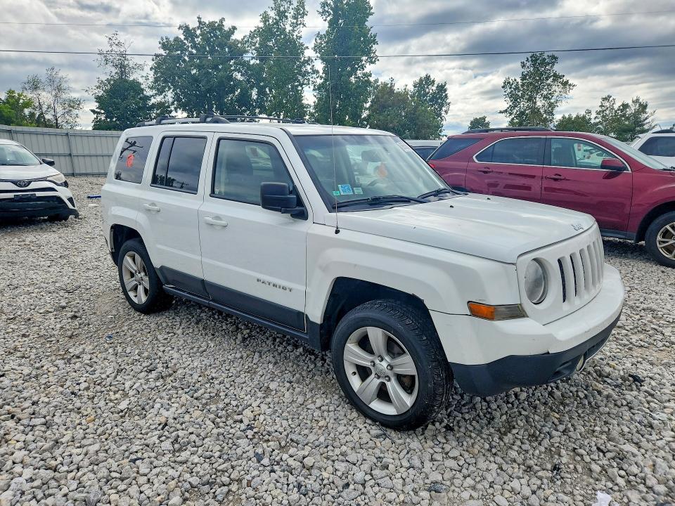 صورة رقم 4 من المزاد - 2015 JEEP PATRIOT مع VIN 1C4NJRCB6FD169784