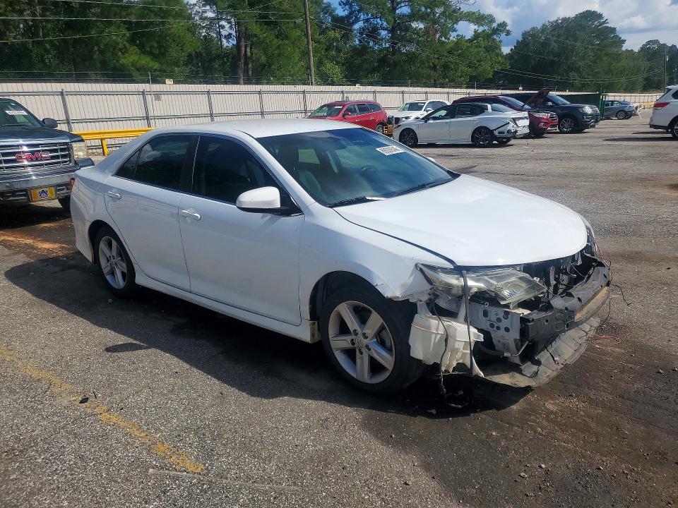 Photo 4 from auction – 2014 TOYOTA CAMRY with VIN 4T1BF1FK4EU319726