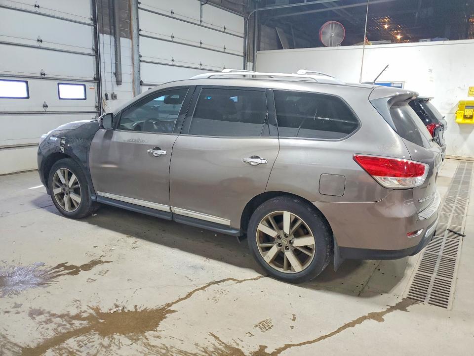 Photo 2 from auction – 2014 NISSAN PATHFINDER with VIN 5N1AR2MM5EC704361