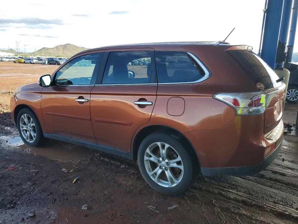 Photo 2 from auction – 2014 MITSUBISHI OUTLANDER with VIN JA4JZ4AX9EZ002369