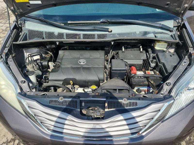 Photo 12 from auction – 2015 TOYOTA SIENNA with VIN 5TDDK3DC8FS125884