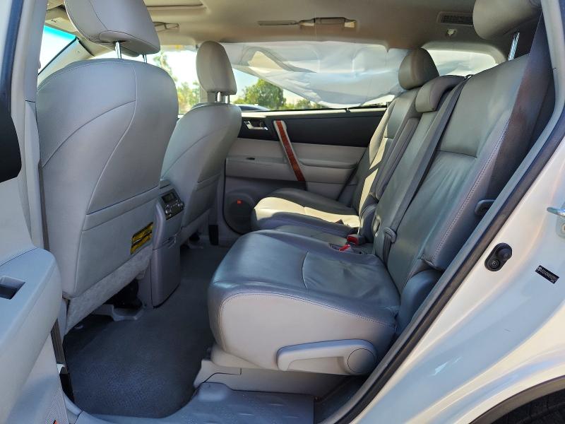 Photo 11 from auction – 2008 TOYOTA HIGHLANDER with VIN JTEDS42A082033553