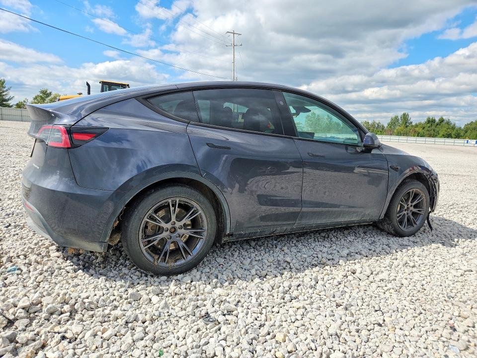 Снимка 3 от търг – 2024 TESLA MODEL Y с VIN 7SAYGDEE7RA336169
