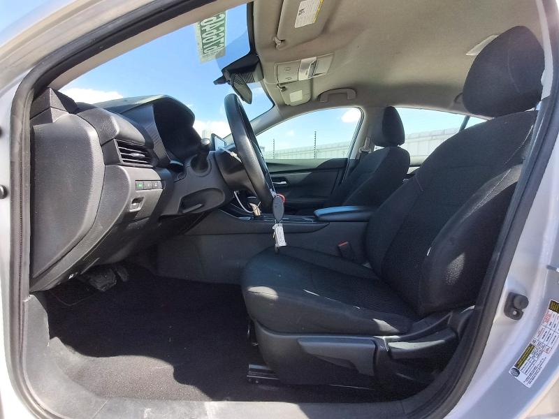 Photo 7 from auction – 2022 NISSAN SENTRA with VIN 3N1AB8BV3NY304901