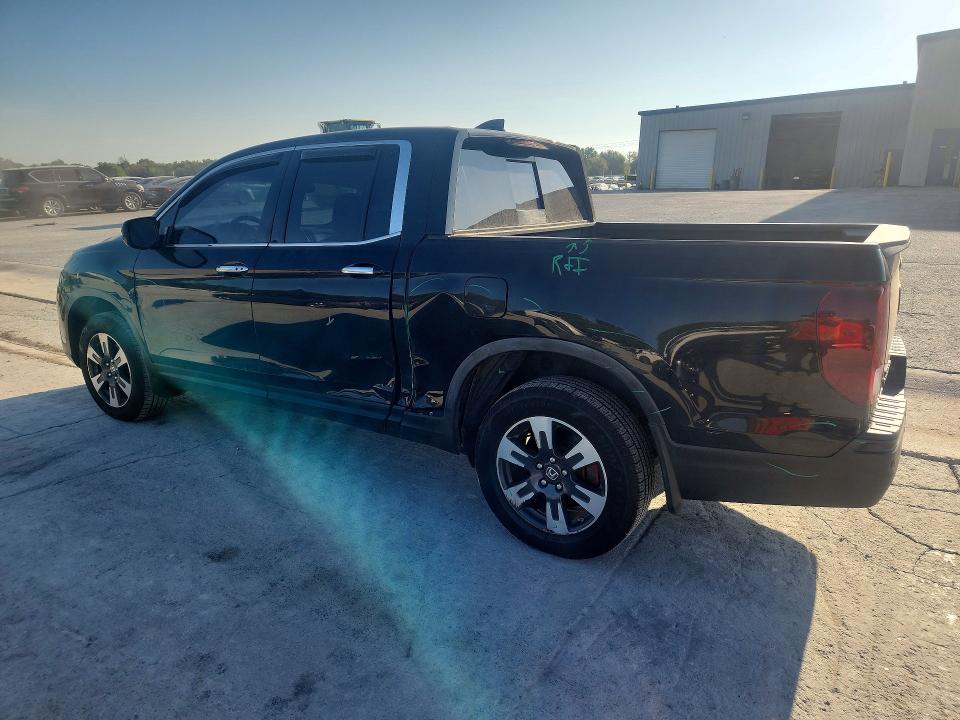 Снимка 2 от търг – 2018 HONDA RIDGELINE с VIN 5FPYK3F78JB010580