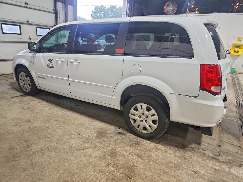 Photo 2 from auction – 2017 DODGE GRAND CARAVAN with VIN 2C4RDGBG6HR776522