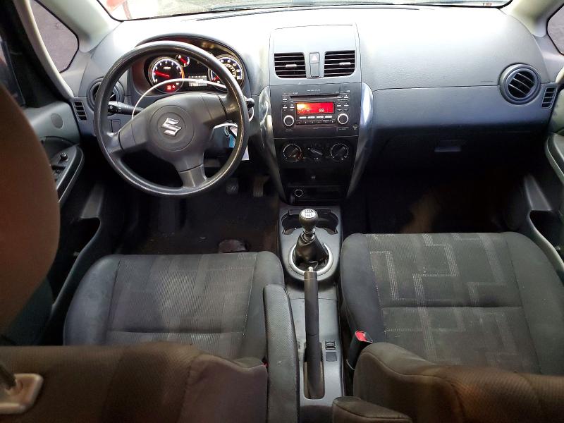 Foto 8 de la subasta – 2011 SUZUKI SX4 con VIN JS2YB5A31B6303104