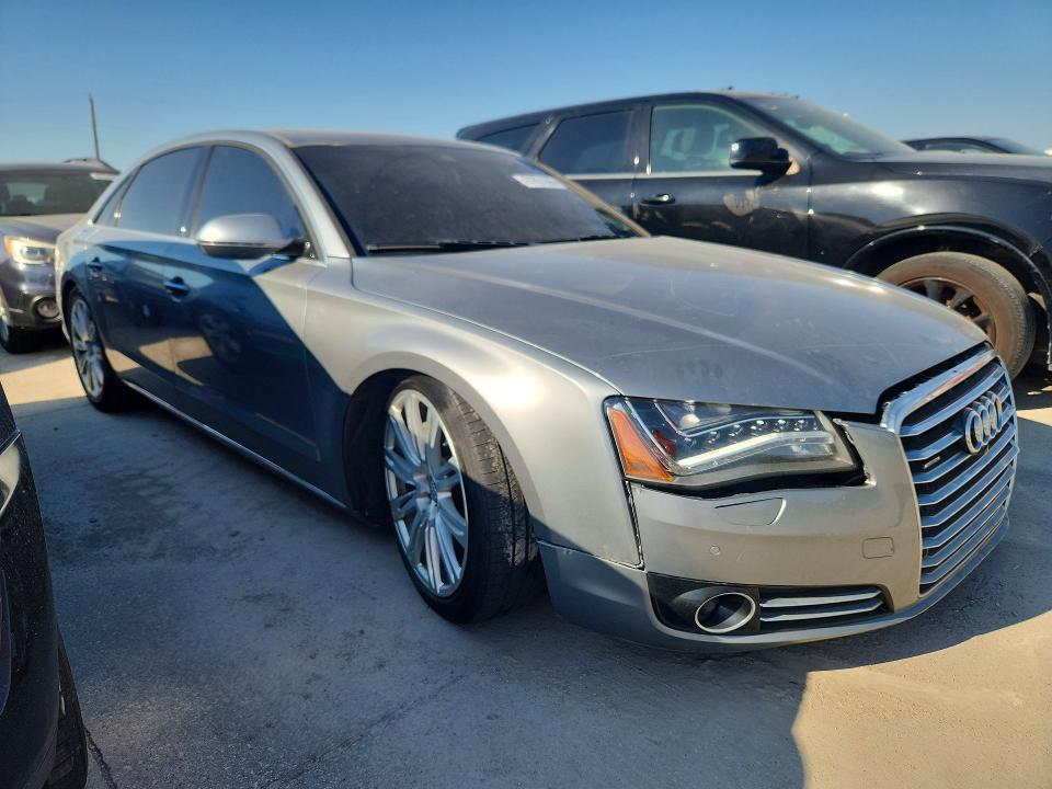 Photo 4 from auction – 2014 AUDI A8 with VIN WAURGAFD6EN003768