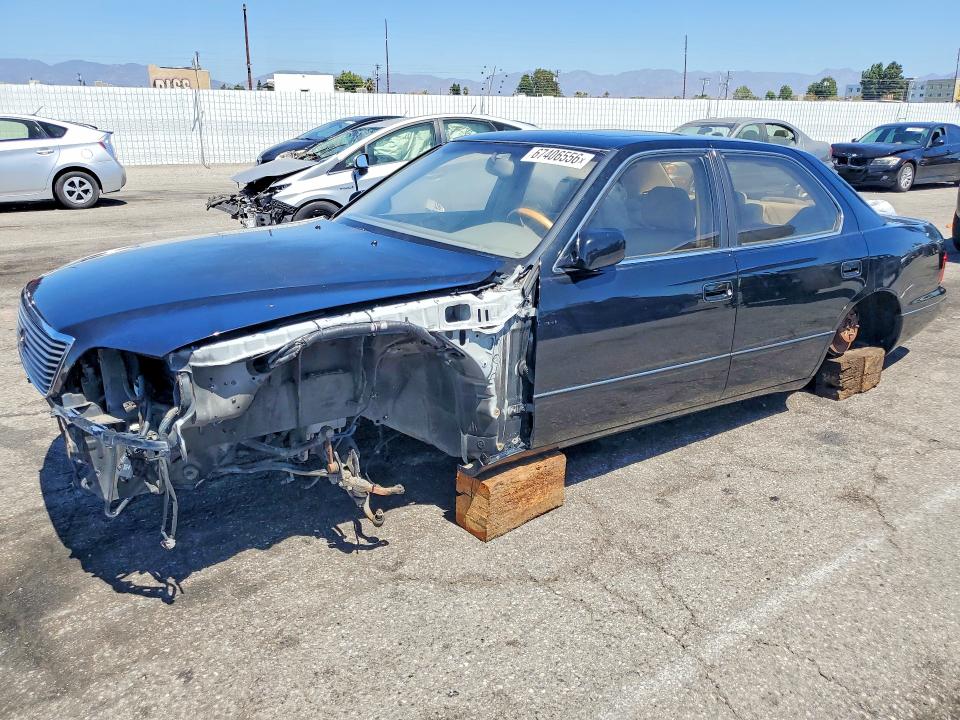 2000 LEXUS LS