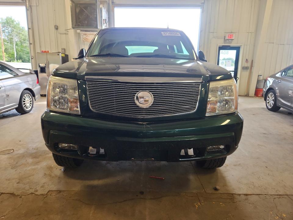 Photo 5 from auction – 2002 CADILLAC ESCALADE with VIN 1GYEK63NX2R174760