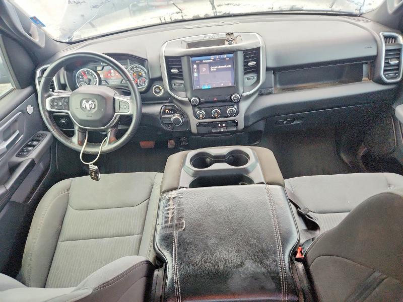 Снимка 8 от търг – 2022 RAM 1500 с VIN 1C6RREFG9NN442193