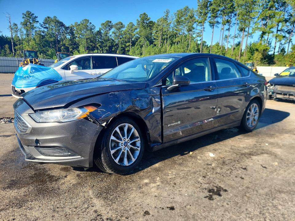 FORD FUSION 2017 مع رقم تعريف المركبة 3FA6P0LUXHR374086 - صورة من المزاد