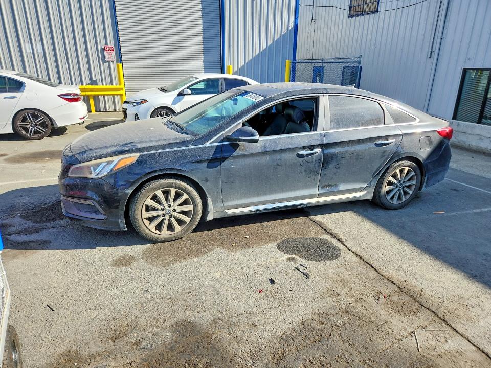 Photo 1 from auction – 2016 HYUNDAI SONATA with VIN 5NPE34AF4GH304839