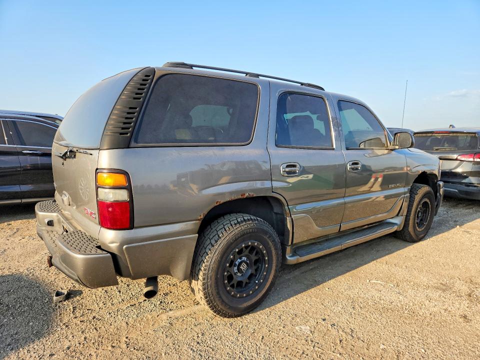 Photo 3 from auction – 2005 GMC YUKON with VIN 1GKEK63U55J117452