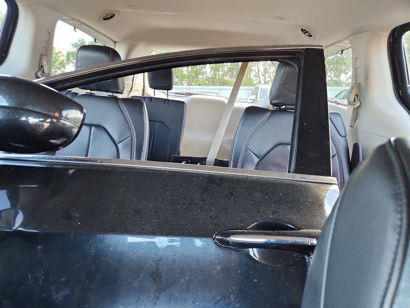 Photo 10 from auction – 2018 CHRYSLER PACIFICA with VIN 2C4RC1BG5JR152152