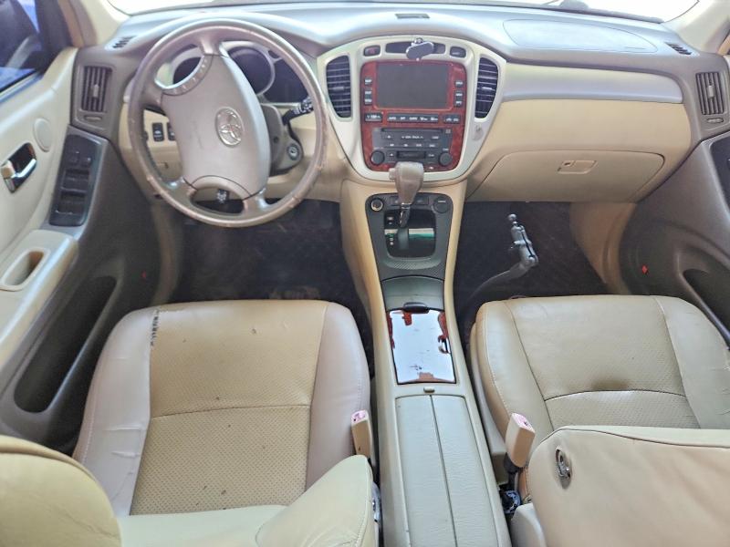 Photo 8 from auction – 2006 TOYOTA HIGHLANDER with VIN JTEDW21A960003731