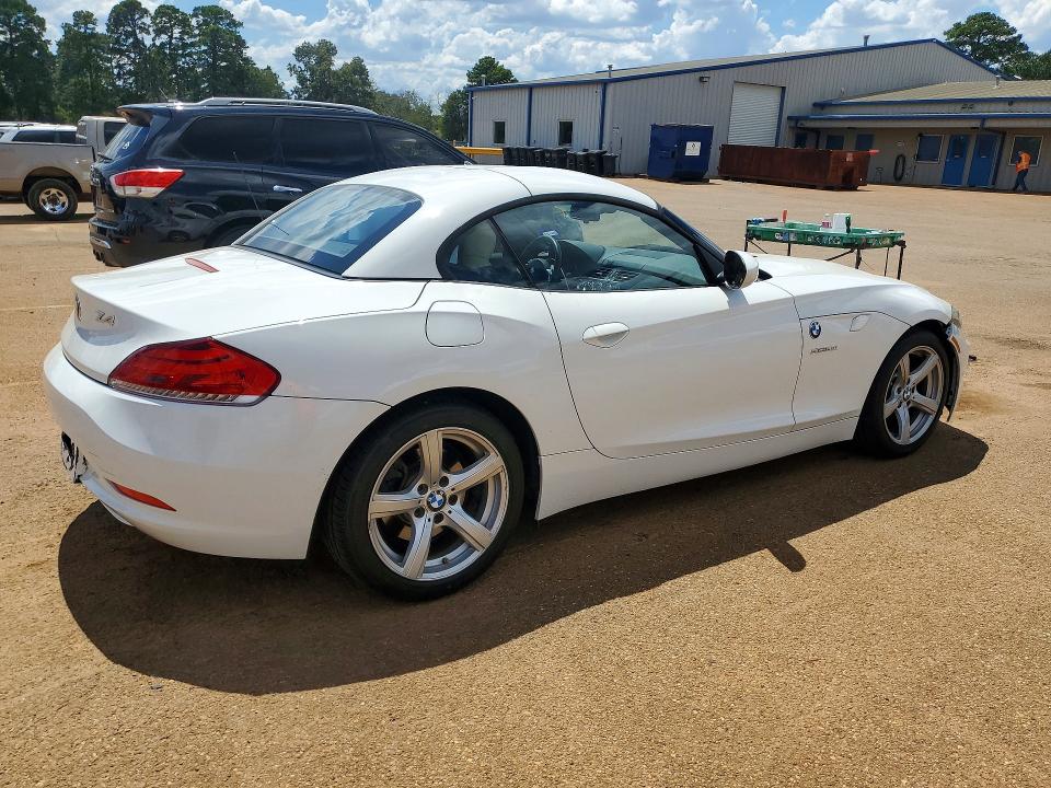 Photo 3 from auction – 2011 BMW Z4 with VIN WBALM5C56BE377697