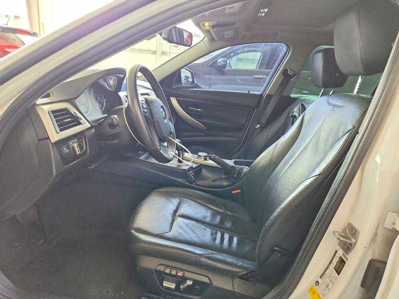 Zdjęcie 7 z aukcji – 2017 BMW 320 z VIN WBA8E1G39HNU16134
