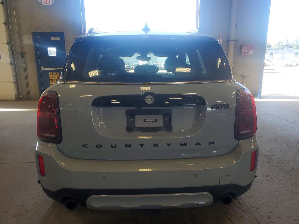 Photo 6 from auction – 2023 MINI COOPER with VIN WMZ83BR00P3R04139