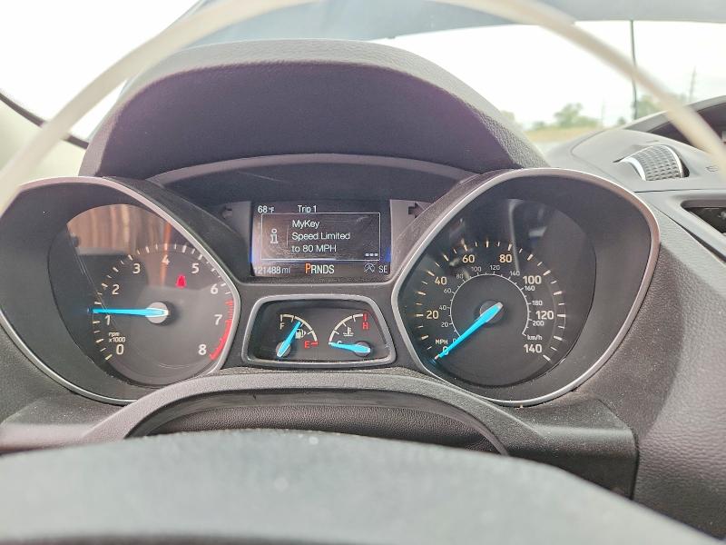 صورة رقم 9 من المزاد - 2017 FORD ESCAPE مع VIN 1FMCU0GD7HUC80302