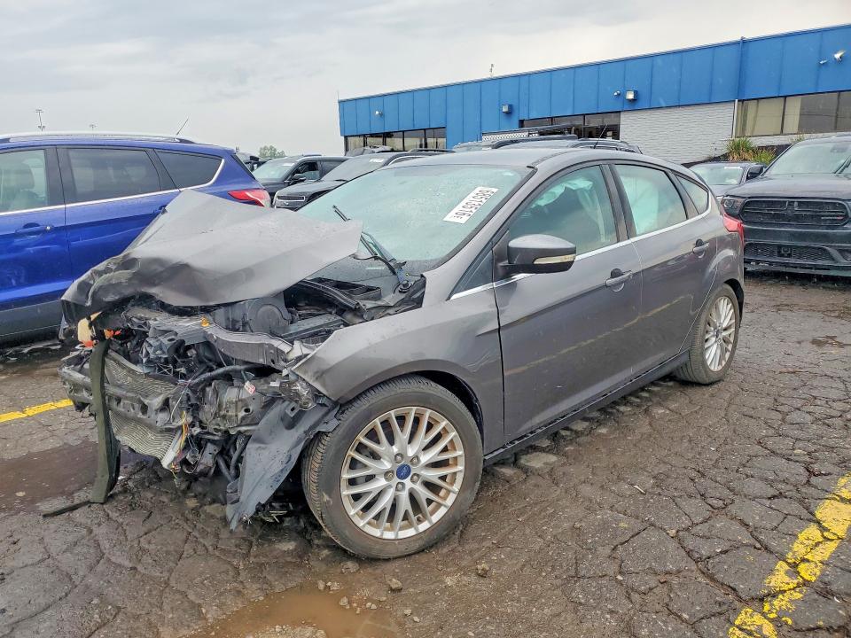 FORD FOCUS 2014 with VIN 1FADP3N25EL270099 - Photo from auction