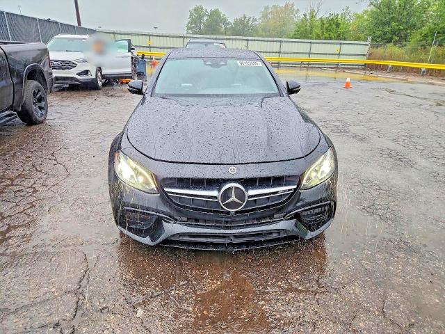 Photo 5 from auction – 2018 MERCEDES-BENZ E with VIN WDDZF8KB0JA388044