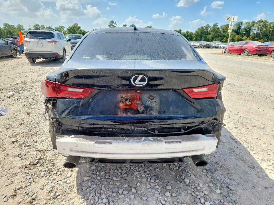 Photo 6 from auction – 2015 LEXUS IS with VIN JTHCF1D26F5018087