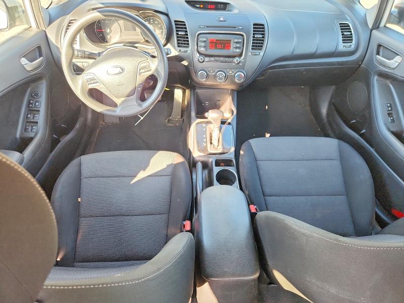 Photo 8 from auction – 2018 KIA FORTE with VIN 3KPFK4A76JE168970