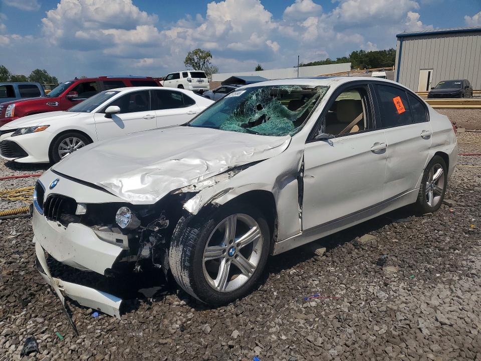 BMW 328 2015 with VIN WBA3A5G55FNS84792 - Photo from auction